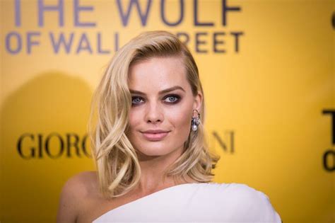 margot robbie nudes|Margot Robbie Chose to Go Nude in Wolf of Wall Street, She Says